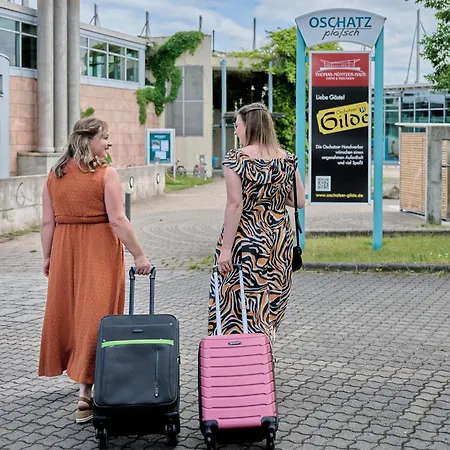 אכסניה Hostel Oschatz *